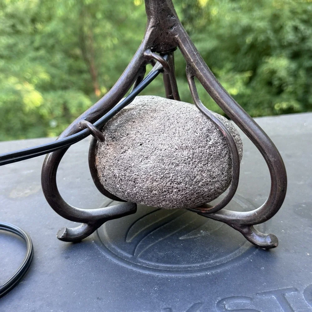 Torchère‑Style Lamp Amber Cocoa Leaf Cone & BOHO Wrought Iron Rock Base 28